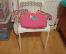 Childs swimming aid