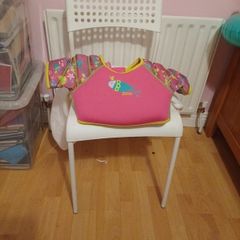 Childs swimming aid