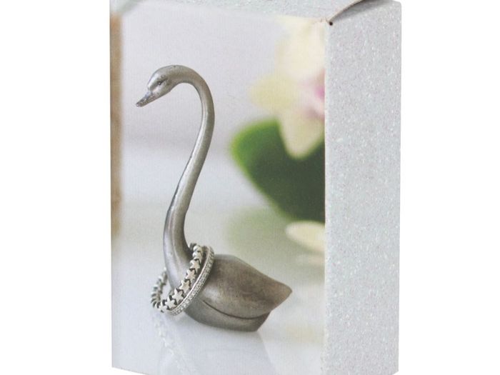 Metal Swan Ring Holder