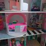 doll house and extra accessories Image 4