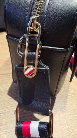 Tommy Hilfiger camera bag