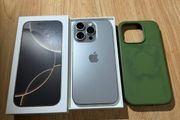 Unlocked Apple iPhone 16 pro Natural titanium 128gb