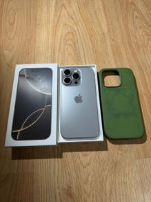 Unlocked Apple iPhone 16 pro Natural titanium 128gb