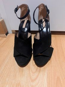 Stradivarius high heels