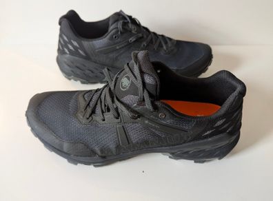 Mammut hiking shoes