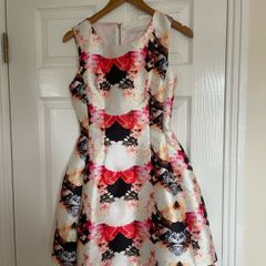 Woman's dress