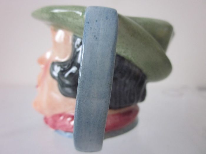 Vintage Kelsboro Ware Hand Painted  Miniture Toby  Character Jug Sam Weller Dickens Pickwick Series