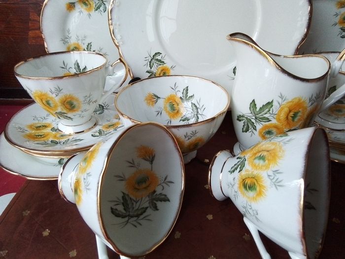 Elizabethan Teaset