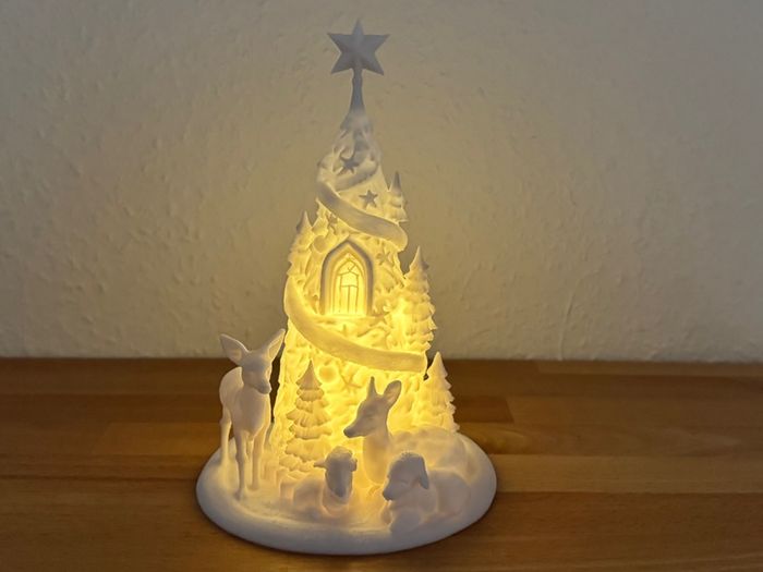 Christmas tree ornament with deer