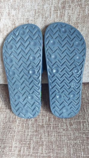 Navy Marvel sliders (Size UK12)