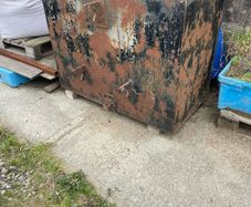 Tractor rear weight