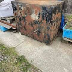 Tractor rear weight