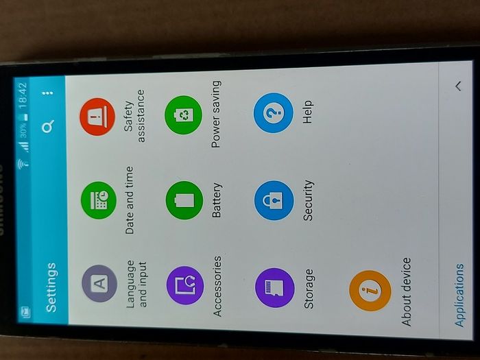 Samsung Galaxy S5, 16GB HDD, 4GB Ram,  3 network possibly, excellent cosmetic condition and working fine