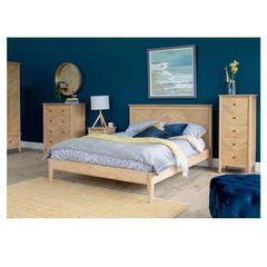 4ft 6" Chevron wood bed frame