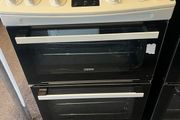 New display model zanussi ZCG63260WE gas cooker