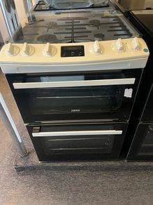 New display model zanussi ZCG63260WE gas cooker