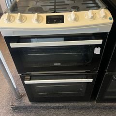 New display model zanussi ZCG63260WE gas cooker