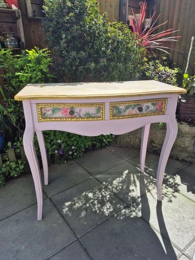 Cadillac Pink & Gold Glamour Console Table