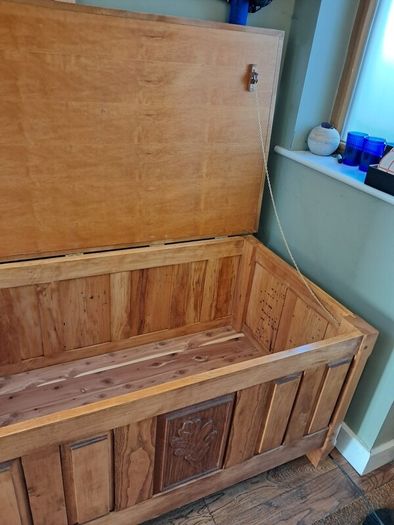 American oak chest with oakleaf carving