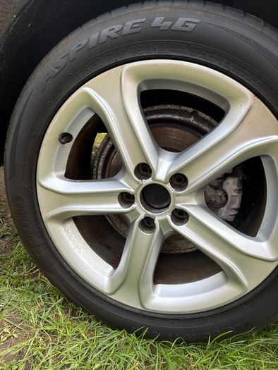 Alloy/Tyres