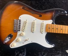 Fender Eric Johnson Thinline Stratocaster & Original case.