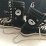 Pre-loved All Star Converse- Chuck Taylor - Size 4 Image 5
