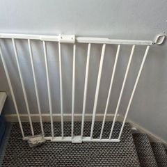 Baby gate