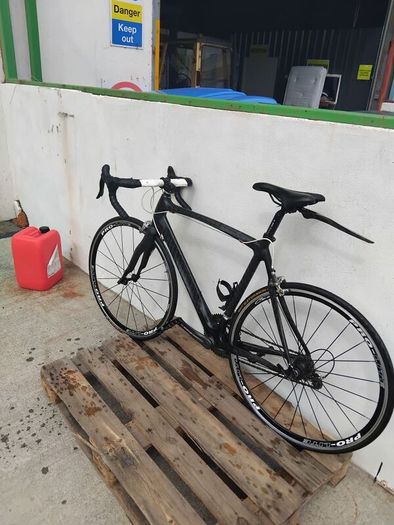pro lite carbon fibre bike hand build