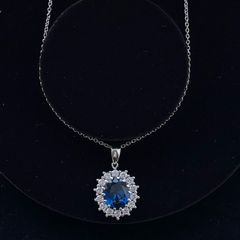 Sterling silver pendant and chain