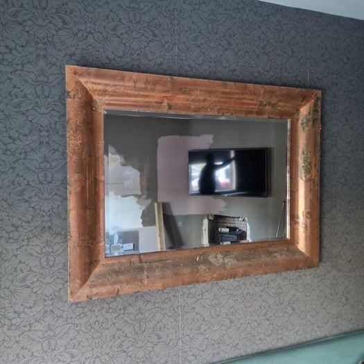 mirror