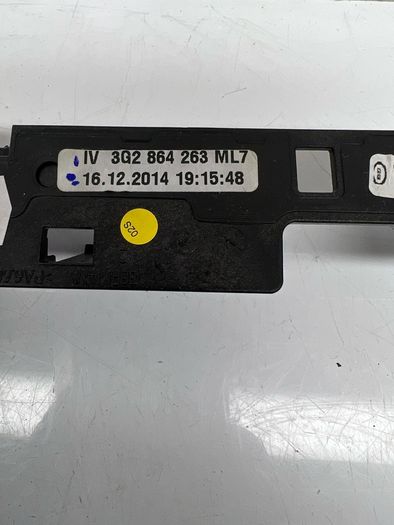 2016 Volkswagen Passat B8 Gear Selector Surround Trim 3g2864263 A2l4b7s