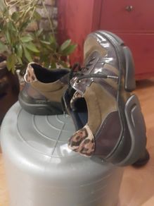 Ladies Trainers (Notton)