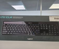 Logitech Solar Wireless Keyboard K750