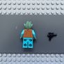 lego Star Wars sw0898 Greedo minifigure- Medium Nougat Vest, Belt on Legs and Torso, Medium Azure Legs Image 2
