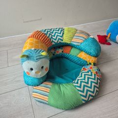 Tummy Time and sitting support