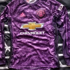 manchester united goalkeeper jersey kids L
