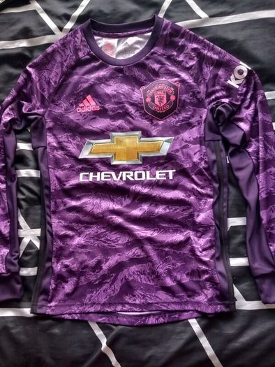 manchester united goalkeeper jersey kids L