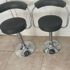 bar stool