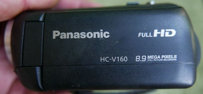 Panasonic HC-V160 Camcorder HD 8.9MP 77X Zoom + SD Card Tested