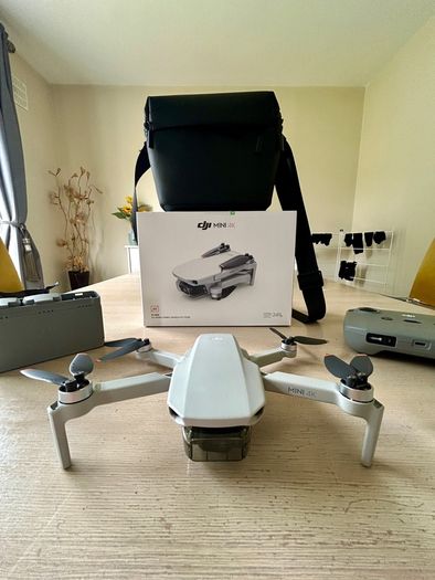 DJI Mini 4k Drone (fly more combo)