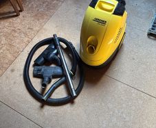 Vacuum cleaner