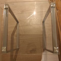 Side glass table