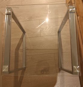 Side glass table