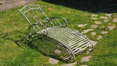 garden loungers
