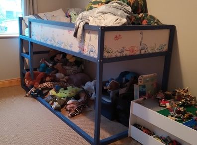 Mid sleeper bed