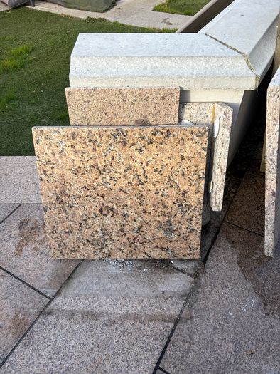 Granite worktop / backsplash
