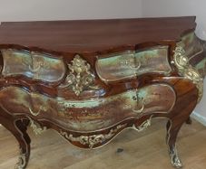 Bombay Unit Chest
