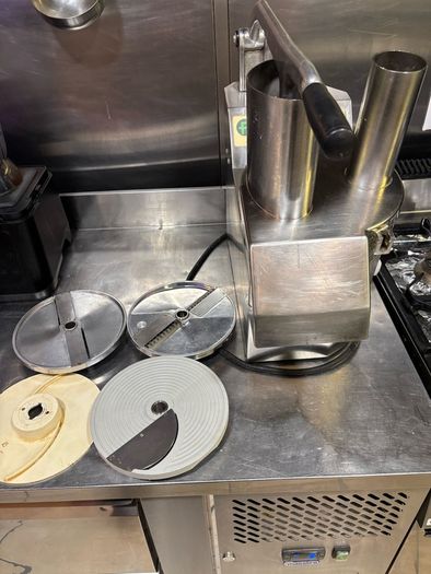 Fimar TV2000 Italian Commercial Vegetable Preparation/cutter Machine + 3 Discs