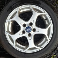 16" Genuine Ford Alloys with tyres