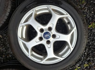 16" Genuine Ford Alloys with tyres